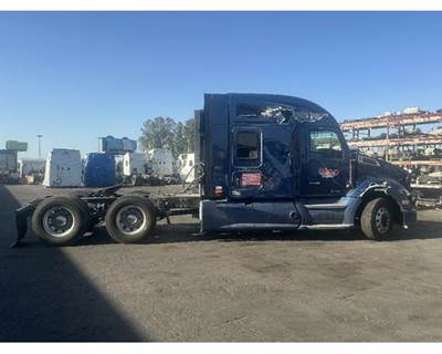 Kenworth T680 Salvage Truck