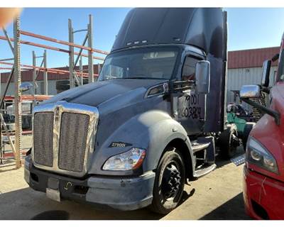 Kenworth T680 Salvage Truck