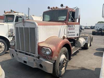 Kenworth W900 Salvage Truck