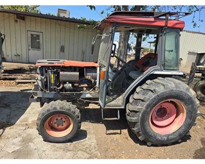 Kubota L2650 Salvage Truck