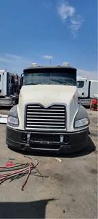 Mack Pinnacle CXU613 Salvage Truck