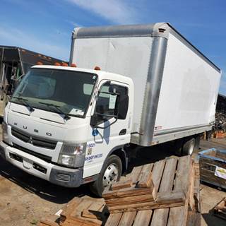Mitsubishi FEC92S Salvage Truck