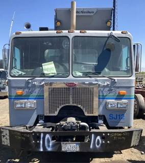 Peterbilt 320 Salvage Truck
