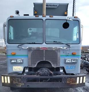 Peterbilt 320 Salvage Truck
