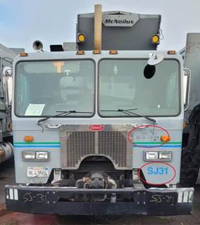 Peterbilt 320 Salvage Truck