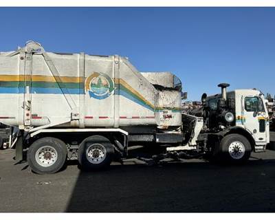 Peterbilt 320 Salvage Truck