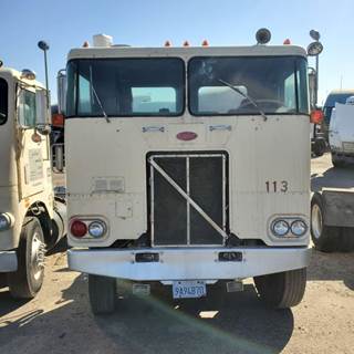 Peterbilt 352 Salvage Truck