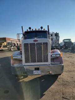 Peterbilt 379 Salvage Truck