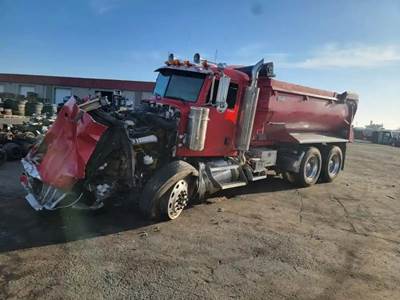 Peterbilt 379 Salvage Truck