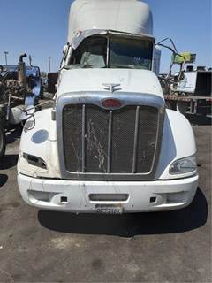 Peterbilt 384 Salvage Truck