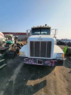 Peterbilt 385 Salvage Truck