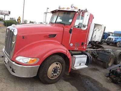 Peterbilt 386 Salvage Truck