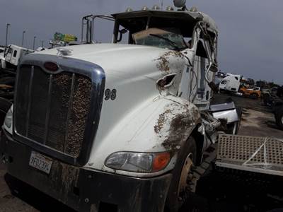 Peterbilt 386 Salvage Truck