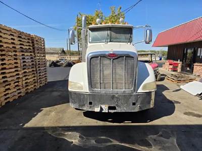 Peterbilt 386 Salvage Truck