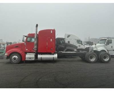 Peterbilt 386 Salvage Truck