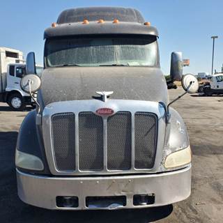 Peterbilt 387 Salvage Truck
