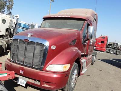 Peterbilt 387 Salvage Truck