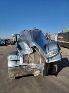 Peterbilt 389 Salvage Truck