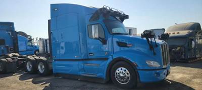 Peterbilt 579 Salvage Truck