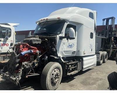 Peterbilt 579 Salvage Truck