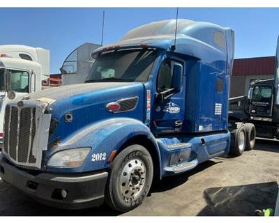 Peterbilt 579 Salvage Truck