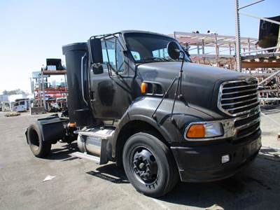 Sterling A9500 Salvage Truck