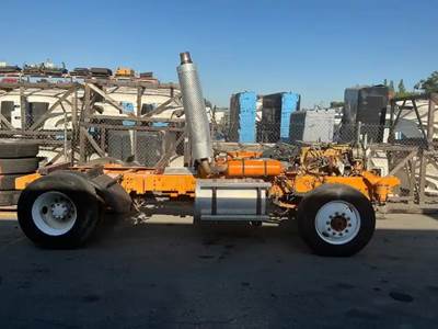Sterling L8500 Salvage Truck