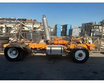 Sterling L8500 Salvage Truck