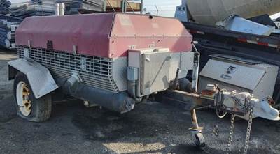 Fresh Air FAST-ONE Portable Diesel/Electric Air Compressor,  
Hour Meter: 1390.9