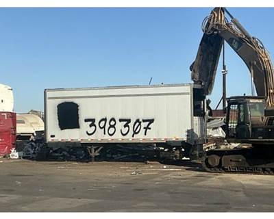 UPS-398307
RGM-26090885
2002 Stoughton Trailer
