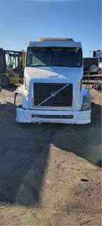 Volvo VNL Salvage Truck