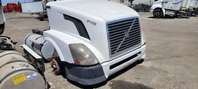 Volvo VNL Salvage Truck