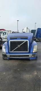 Volvo VNL Salvage Truck