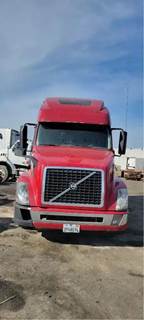 Volvo VNL Salvage Truck