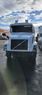 Volvo VNL Salvage Truck