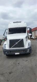 Volvo VNL Salvage Truck