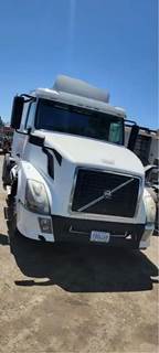 Volvo VNL Salvage Truck