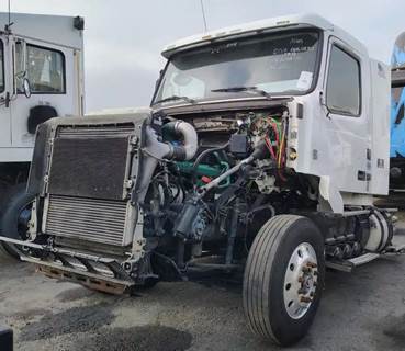 Volvo VNL Salvage Truck