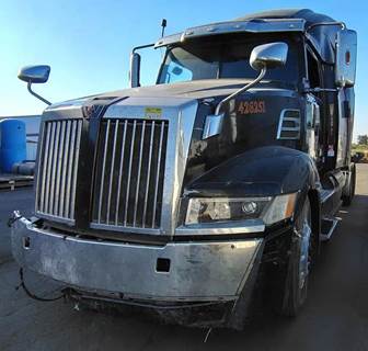 Western Star 5700 Salvage Truck