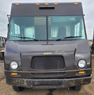 Workhorse W42 Salvage Truck