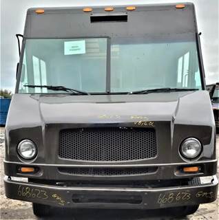 Workhorse W42 Salvage Truck