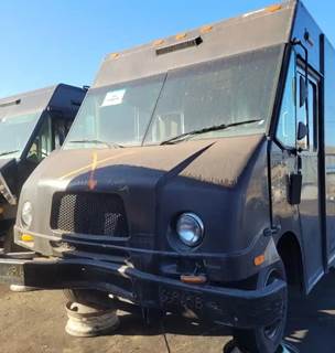 Workhorse W42 Salvage Truck