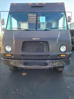 Workhorse W42 Salvage Truck