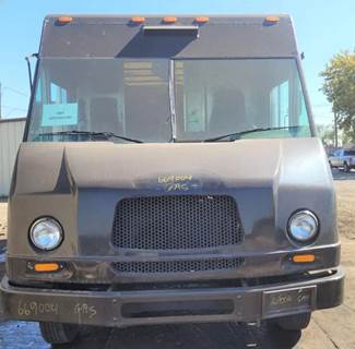 Workhorse W42 Salvage Truck