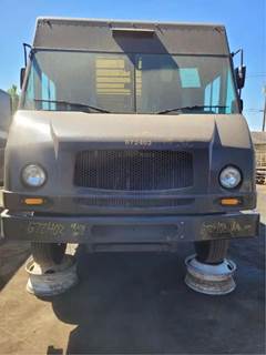 Workhorse W42 Salvage Truck