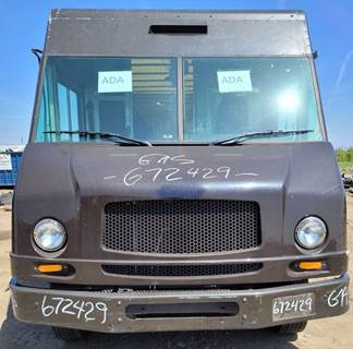 Workhorse W42 Salvage Truck