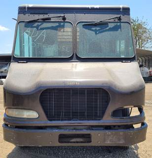 Workhorse W42 Salvage Truck