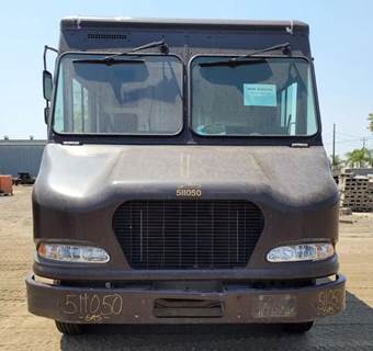 Workhorse W42 Salvage Truck