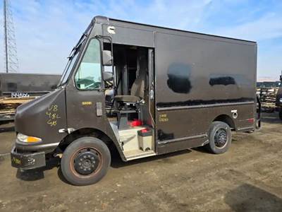 Workhorse W42 Salvage Truck