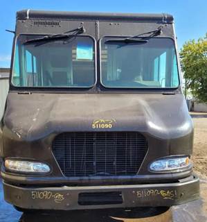 Workhorse W42 Salvage Truck